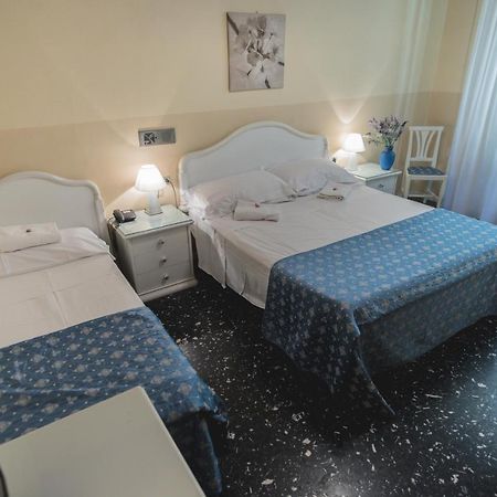 Hotel Victoria Флоренція Екстер'єр фото
